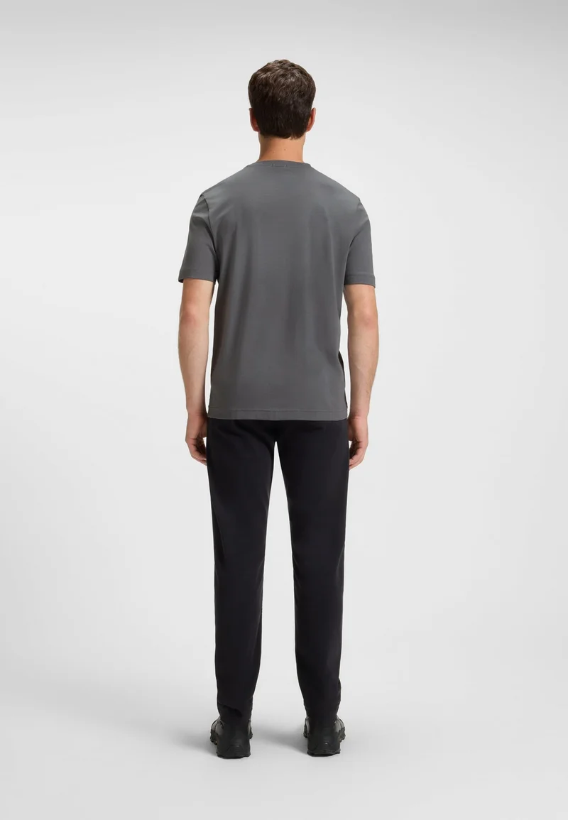 بوس تيشيرت قطن مطاطي بطبعة شعار